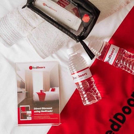 Reddoorz Plus @ Singosari Raya Semarang Ngoại thất bức ảnh
