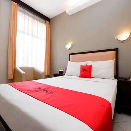 Reddoorz Plus @ Singosari Raya Semarang Ngoại thất bức ảnh