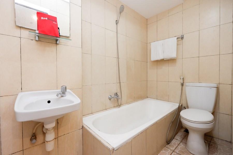 Reddoorz Plus @ Singosari Raya Semarang Ngoại thất bức ảnh