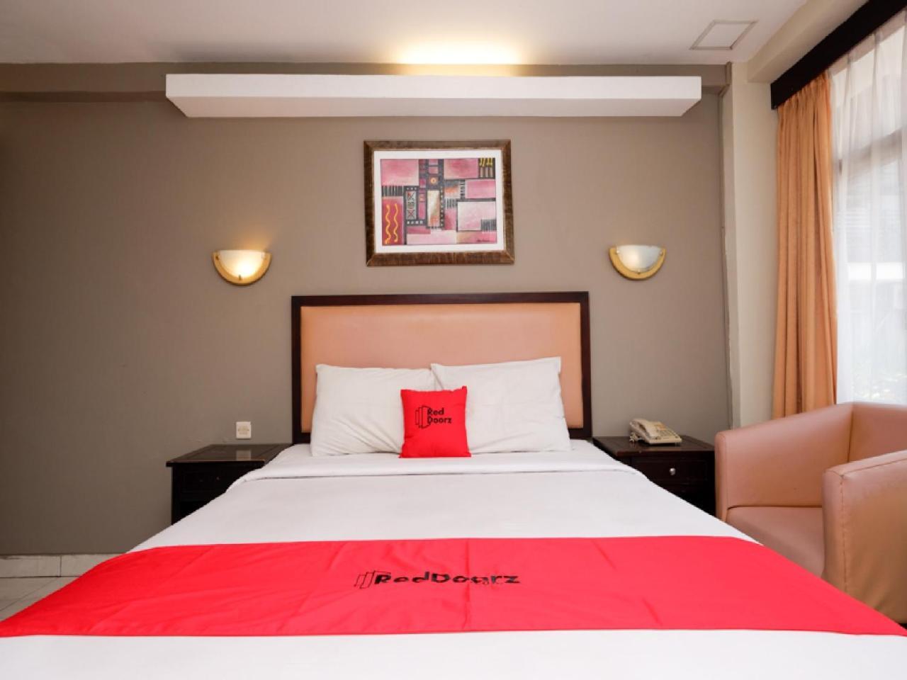Reddoorz Plus @ Singosari Raya Semarang Ngoại thất bức ảnh