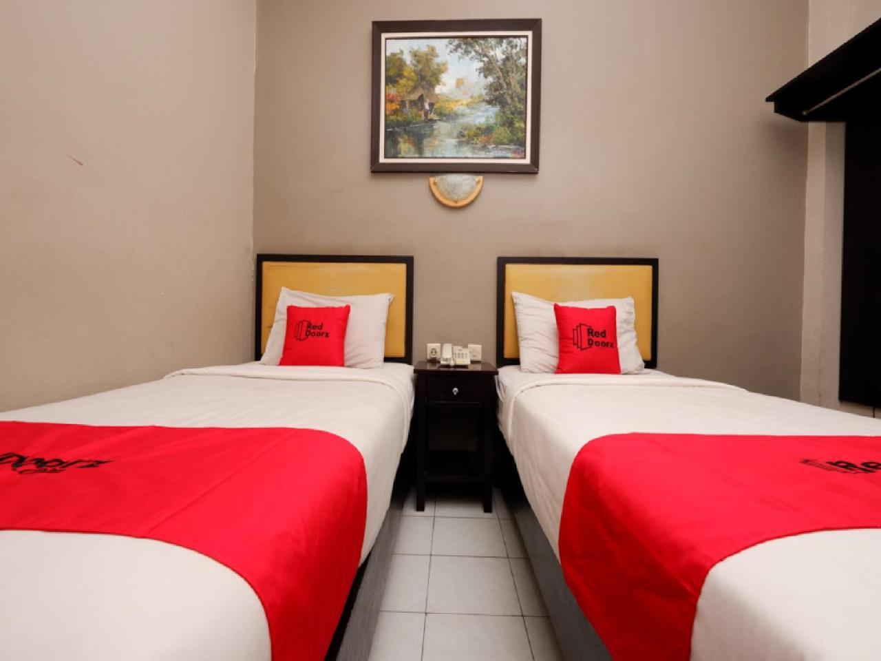 Reddoorz Plus @ Singosari Raya Semarang Ngoại thất bức ảnh